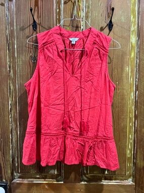 crown & ivy Sleeveless V-Neck Peplum Tassel Top